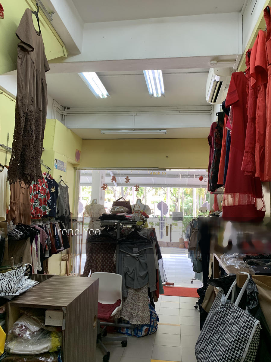 Bedok Reservoir Road (D16), Shop House #262205361